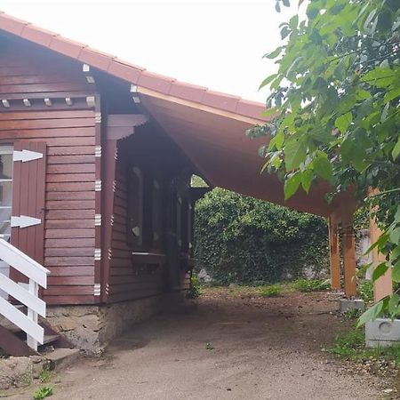 Logement Independant Attenant A Une Maison Dans Grand Jardin Retournac Dış mekan fotoğraf